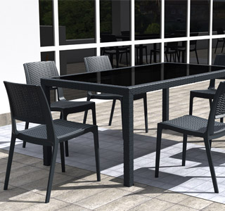 Terrasstafel RIMINI met 4 stoelen  Alterego Design